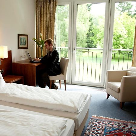 Hotel Alhartinger Hof Леондинг Экстерьер фото