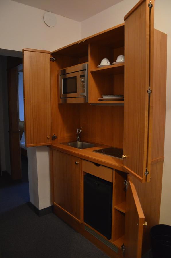 Hotel Alhartinger Hof Леондинг Экстерьер фото